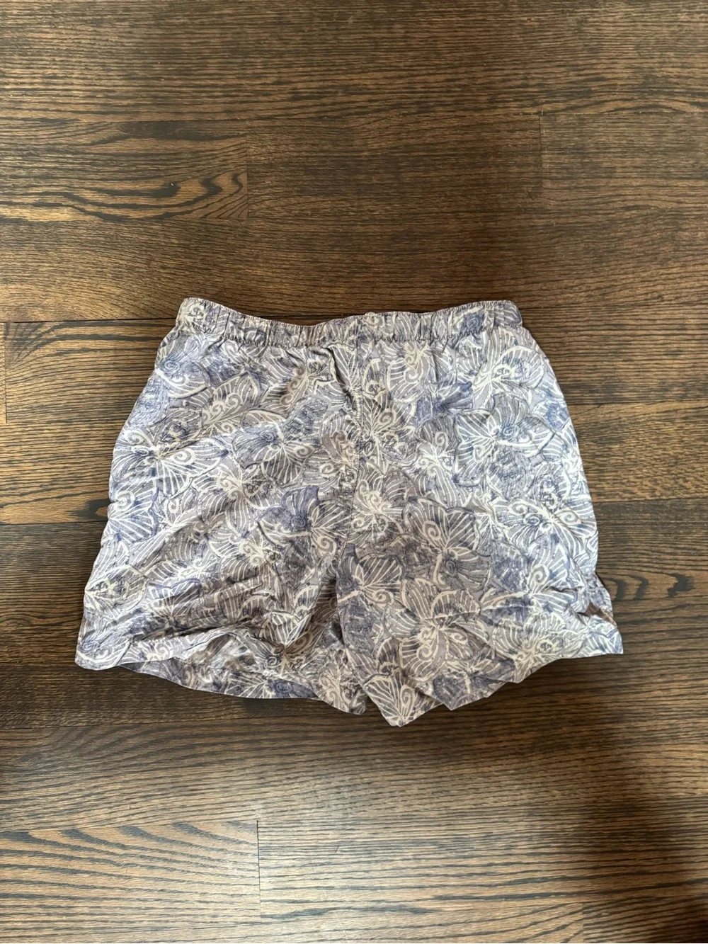 Columbia Blue & White Patterned Casual Shorts